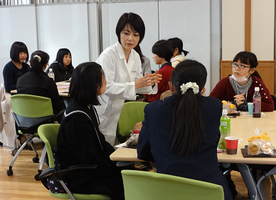 受講者からの質問に答える渡邊氏